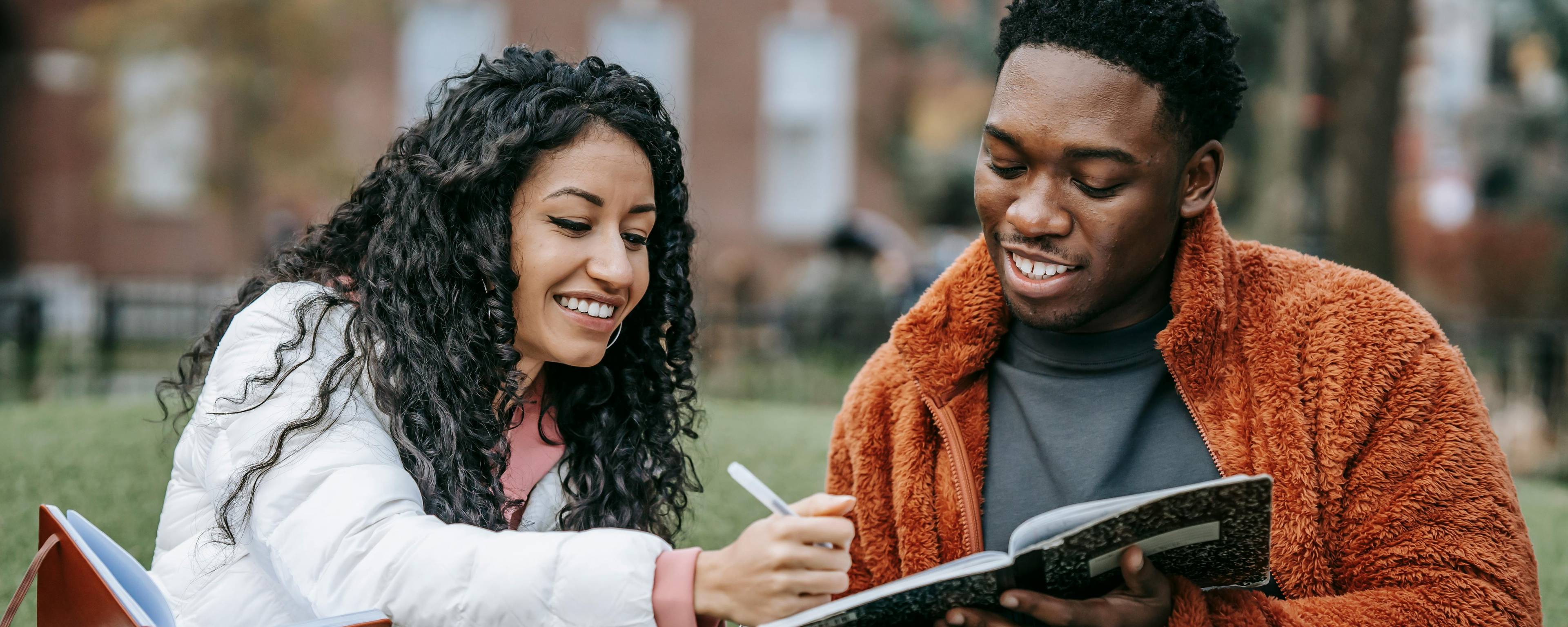 13 Essential Thesis Writing Tips for Success