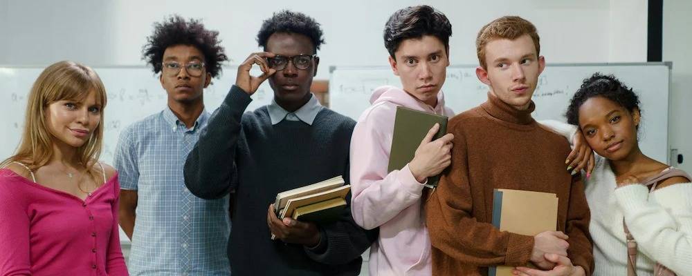 Zotero vs Mendeley: 11 Differences for Academics