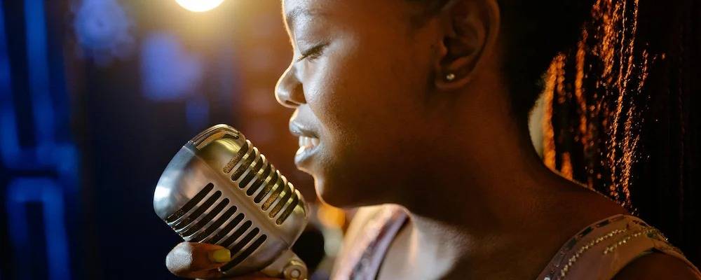 7 Inspiring Spoken Word Poetry Artists to Watch