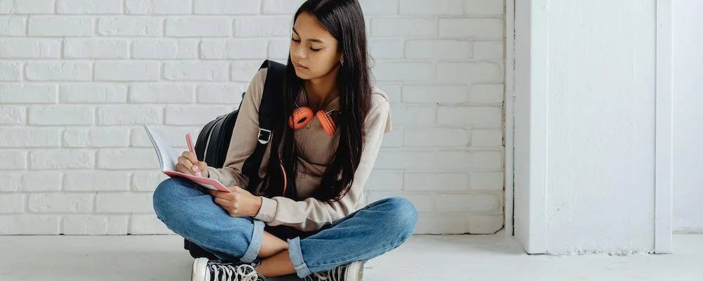 Songwriting Hooks: Make Your Songs Catchy and Timeless