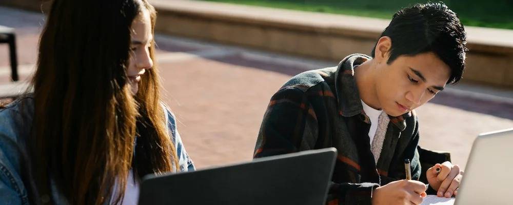 13 New American Poets Redefining Modern Poetry