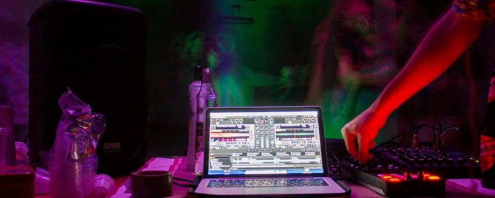 13 Best GarageBand Alternatives for Windows Users in 2025