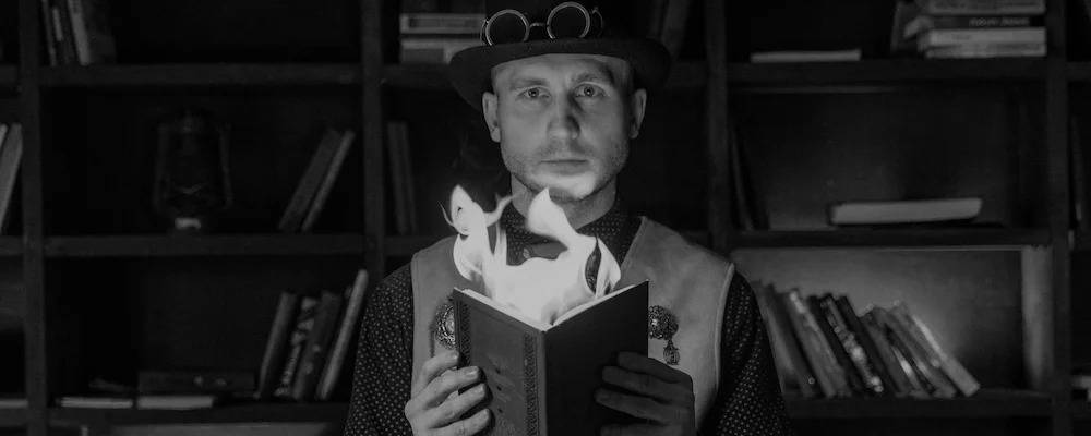 Wizard vs Magician: What’s the Real Difference?